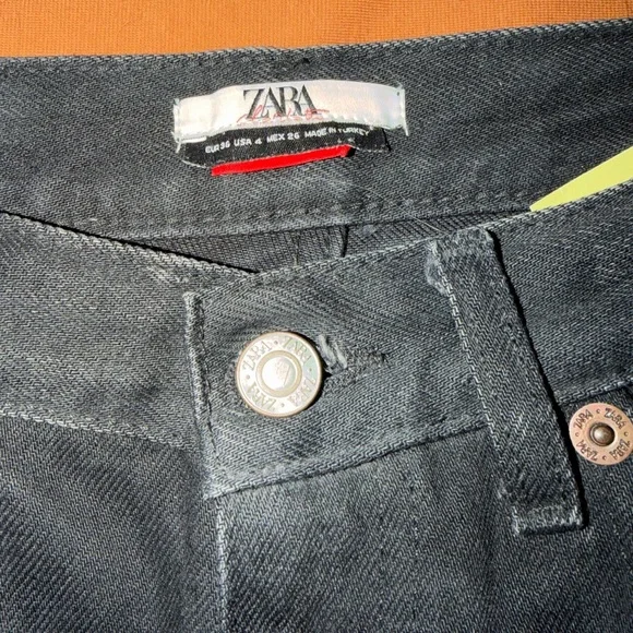 💥4/$20 Zara Womens Black Straight Jeans *Great condition*!!! - Picture 4 of 5